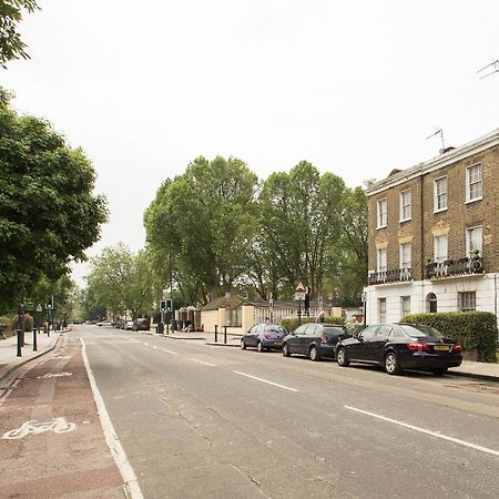 Camden Apartment By Morethanstays London Exterior photo