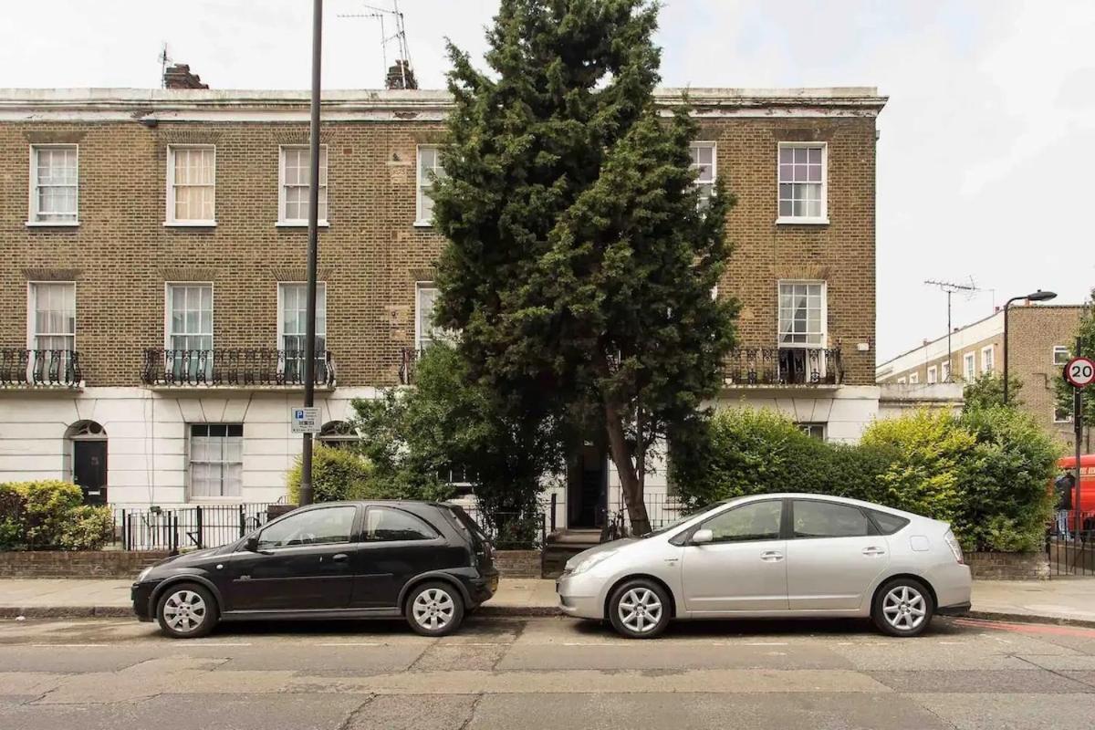 Camden Apartment By Morethanstays London Exterior photo